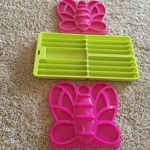 Girls string and butterflies bead storage set